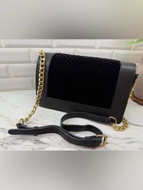 Kaari Blue Black Velvet & Leather Crossbody with Gold Chain